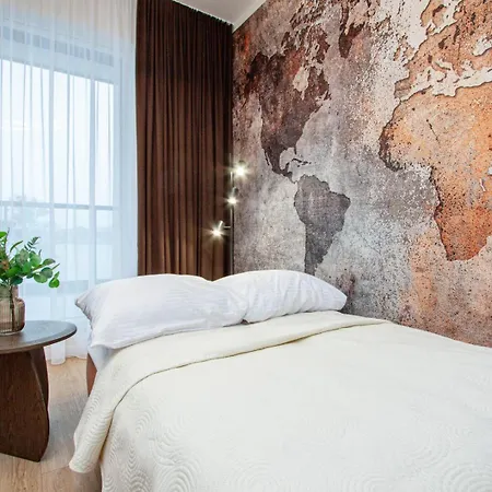 Apartly - River27, 2 Sypialnie, Balkon, Widok Na Rzeke I Bezplatny Parking アパート *