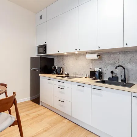 Apartly - River27, 2 Sypialnie, Balkon, Widok Na Rzeke I Bezplatny Parking アパート シュチェチン