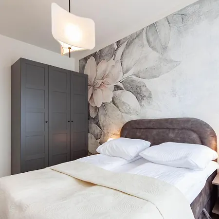 Apartly - River27, 2 Sypialnie, Balkon, Widok Na Rzeke I Bezplatny Parking シュチェチン
