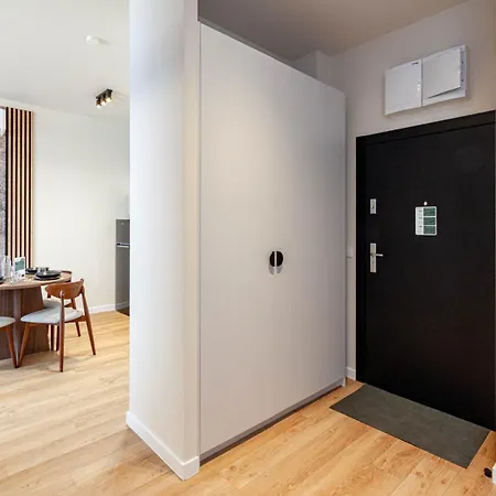 アパート Apartly - River27, 2 Sypialnie, Balkon, Widok Na Rzeke I Bezplatny Parking *
