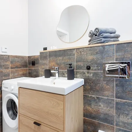 Apartly - River27, 2 Sypialnie, Balkon, Widok Na Rzeke I Bezplatny Parking シュチェチン