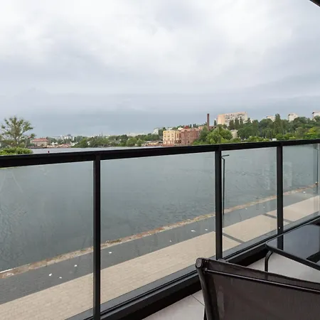 Apartly - River27, 2 Sypialnie, Balkon, Widok Na Rzeke I Bezplatny Parking *